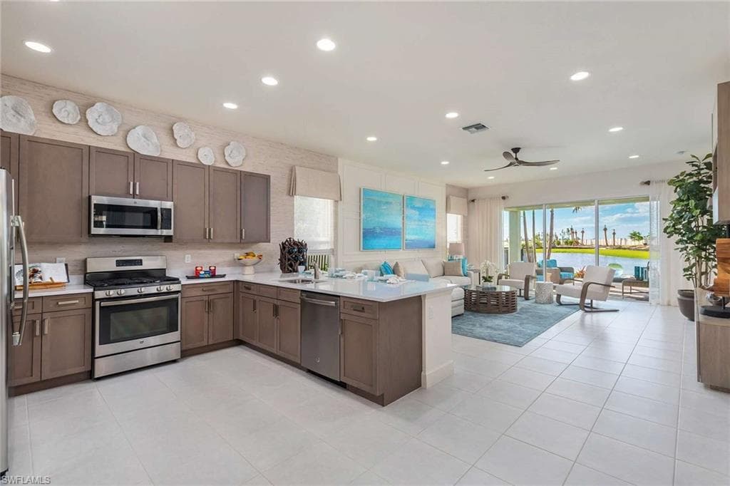 16029 Starglazer PL BONITA SPRINGS, FL 34135