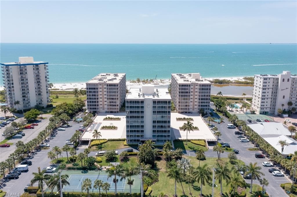 7148 Estero BLVD 820 FORT MYERS BEACH, FL 33931
