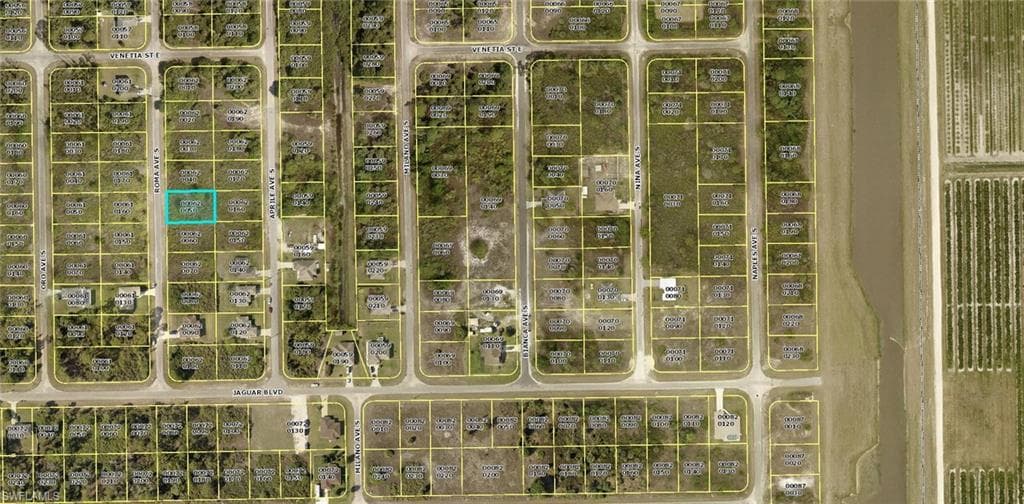 763 ROMA AVE S LEHIGH ACRES, FL 33974