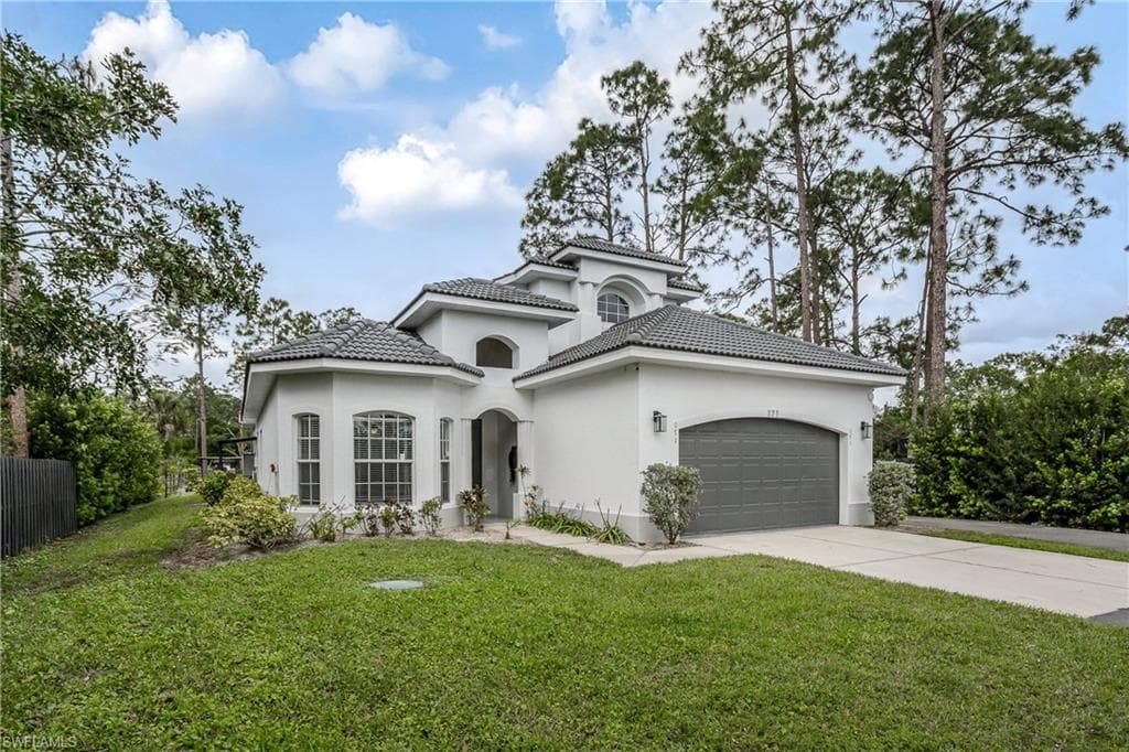 171 12th ST NE NAPLES, FL 34120