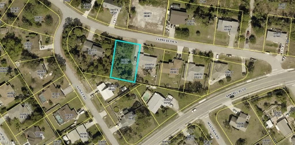 8138 Cypress DR S FORT MYERS, FL 33967