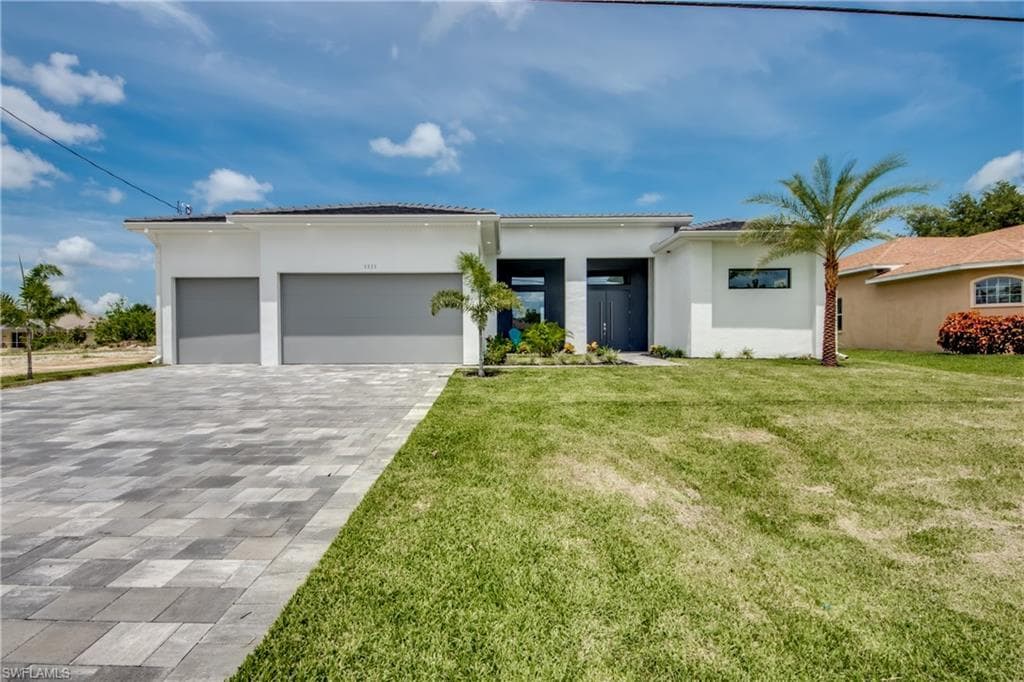 3510 SW 11th PL CAPE CORAL, FL 33914