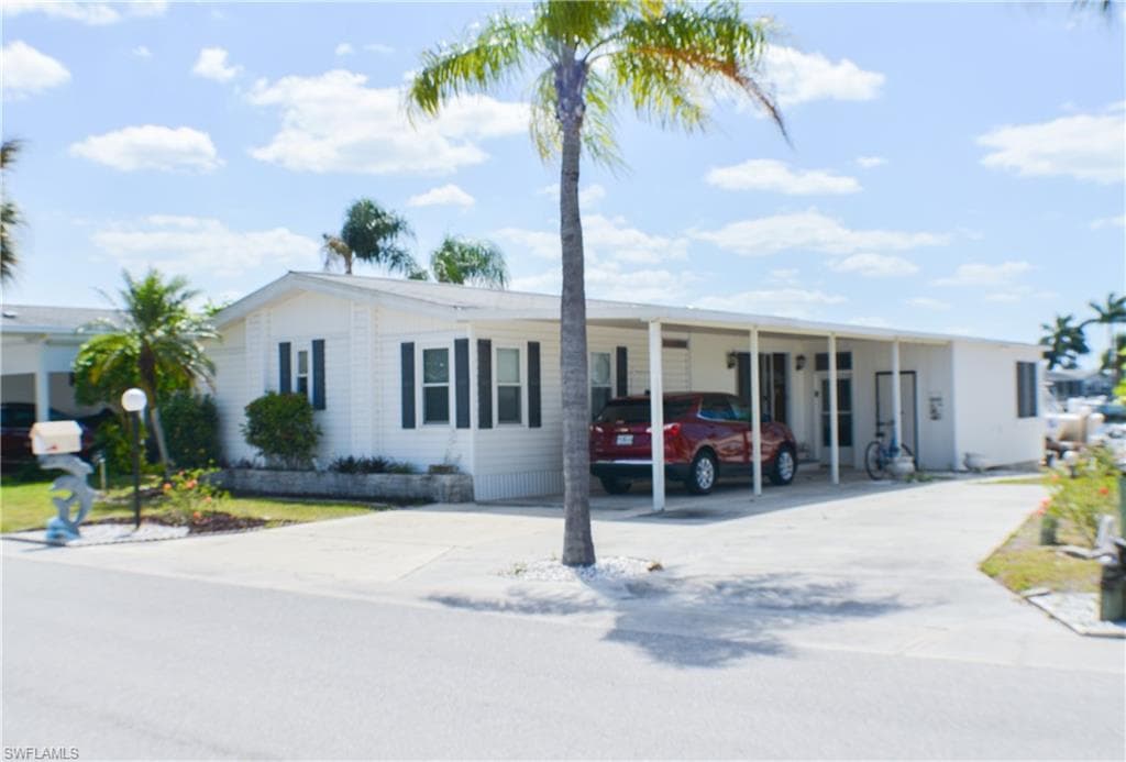 11111 Bayside LN FORT MYERS BEACH, FL 33931
