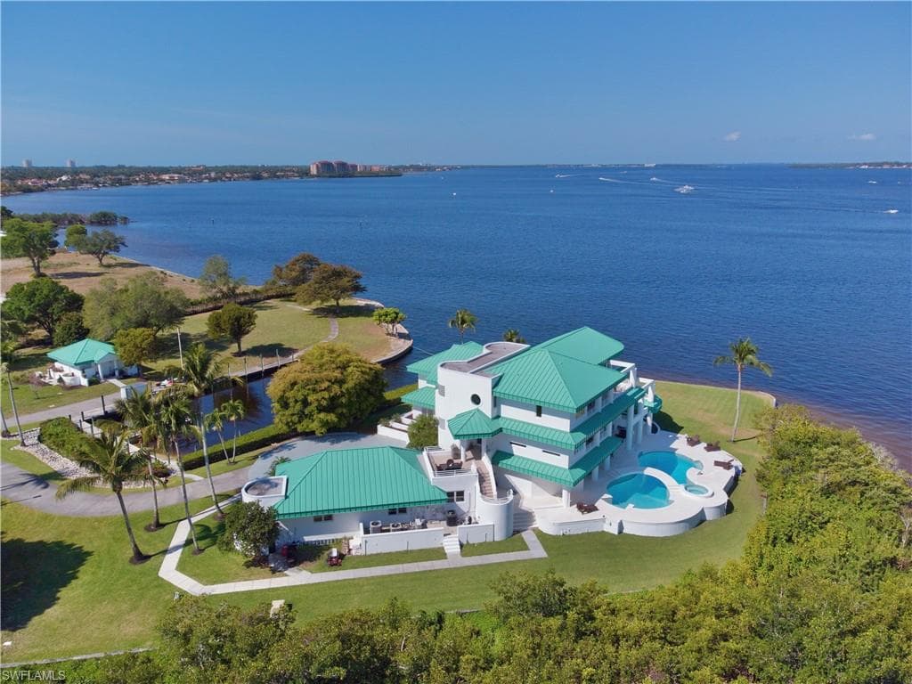 14040 Schultz RD FORT MYERS, FL 33908