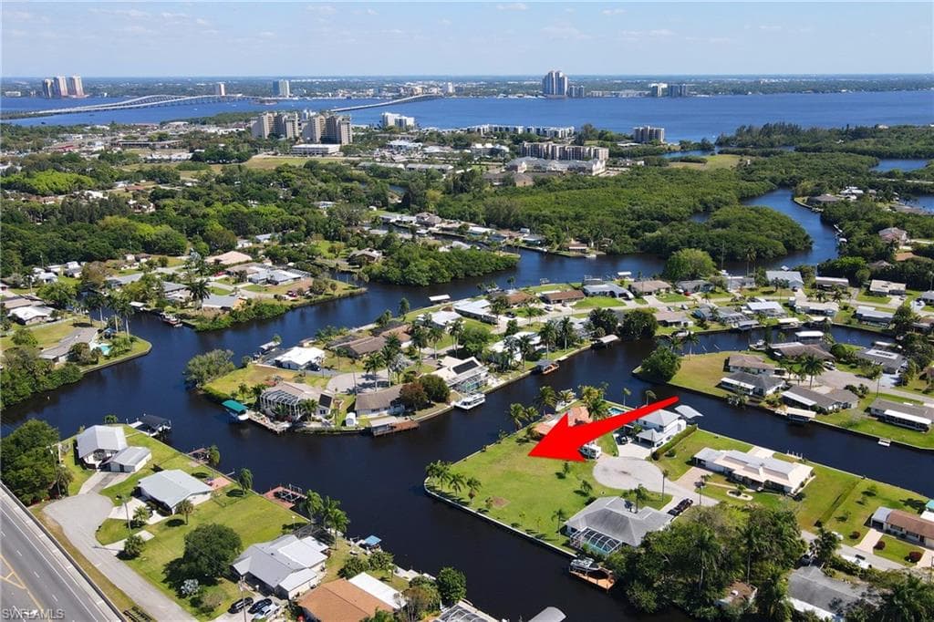 432 Cross ST NORTH FORT MYERS, FL 33903