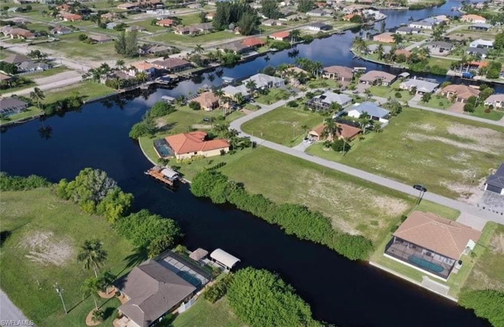 407 NW 35th PL CAPE CORAL, FL 33993