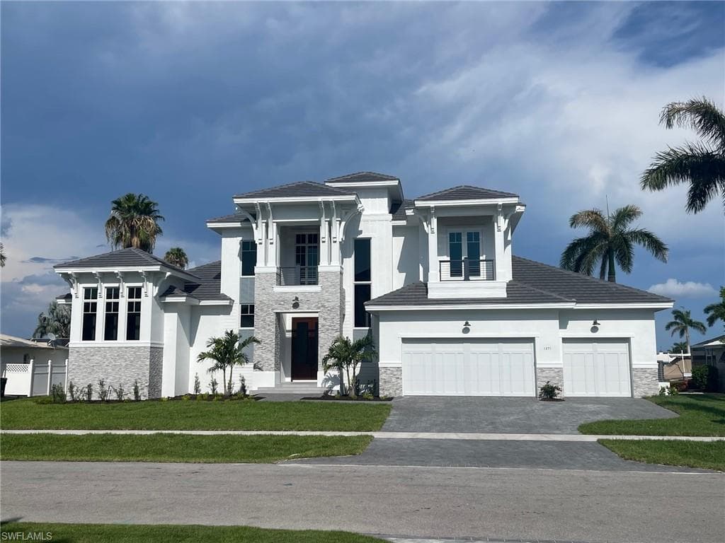 1271 Orange CT MARCO ISLAND, FL 34145