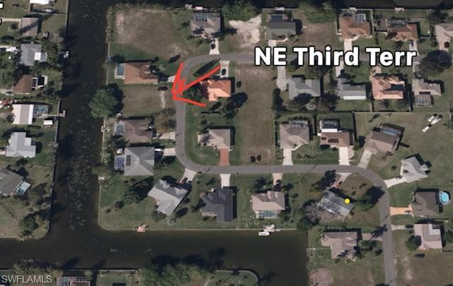 318 NE 12th CT CAPE CORAL, FL 33909