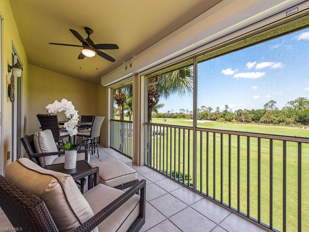 6055 Pinnacle LN 9-904 NAPLES, FL 34110