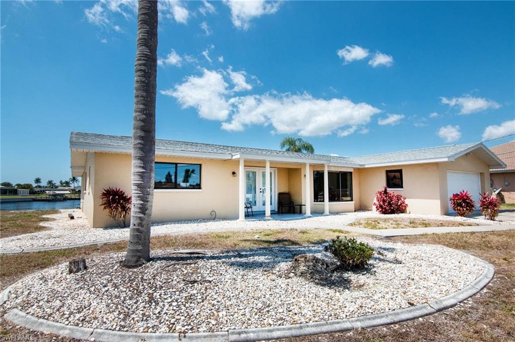 2728 Shelby PKY CAPE CORAL, FL 33904