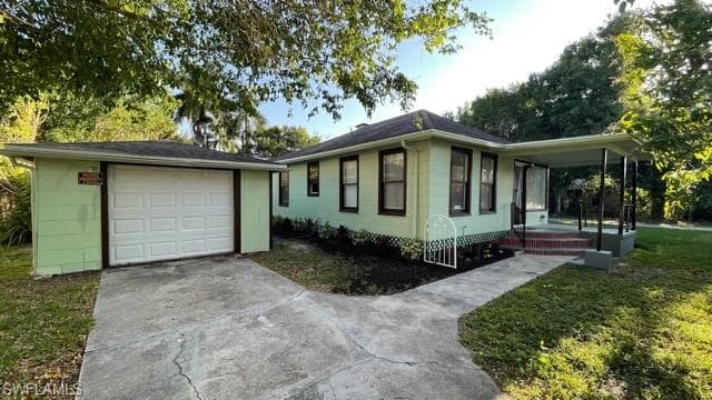 37 Cabana AVE NORTH FORT MYERS, FL 33903