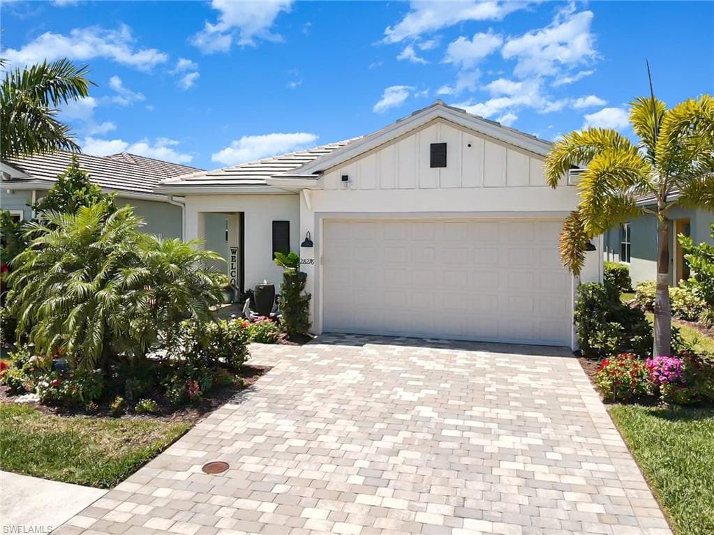 28276 Seasons Tide AVE BONITA SPRINGS, FL 34135