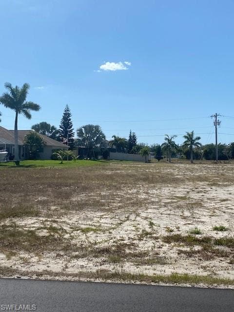 6 SW 37th AVE CAPE CORAL, FL 33991