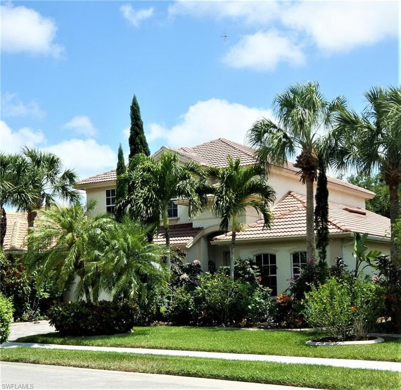 7842 Founders CIR NAPLES, FL 34104