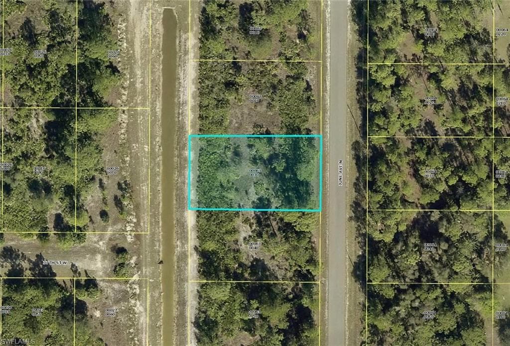3703 June AVE N LEHIGH ACRES, FL 33971