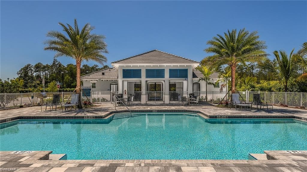 11752 Solano DR FORT MYERS, FL 33966
