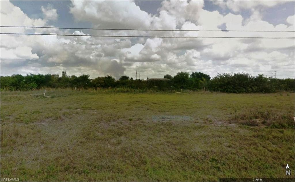 409 NW 5th TER CAPE CORAL, FL 33993
