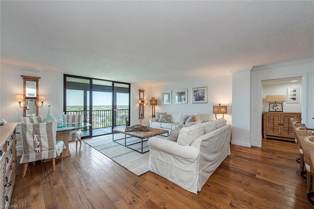11030 Gulf Shore DR 1101 NAPLES, FL 34108