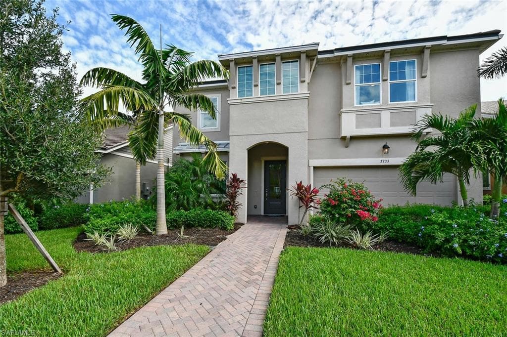 3868 BARQUE CT NAPLES, FL 34120