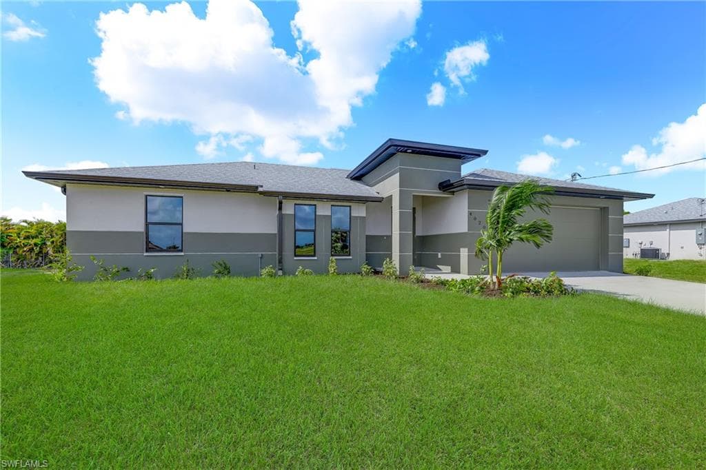 2915 13th ST SW LEHIGH ACRES, FL 33976