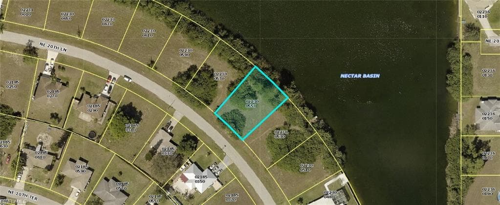 2137 NE 20th LN CAPE CORAL, FL 33909