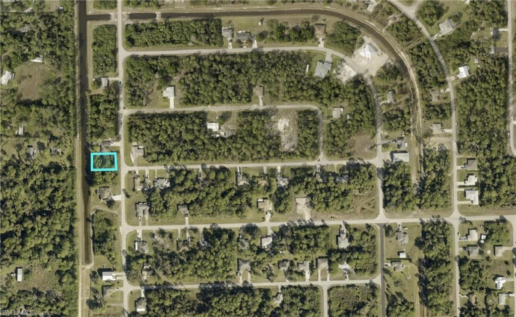 6107 Higgins AVE FORT MYERS, FL 33905