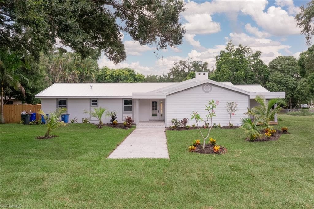 1206 Shadow LN FORT MYERS, FL 33901