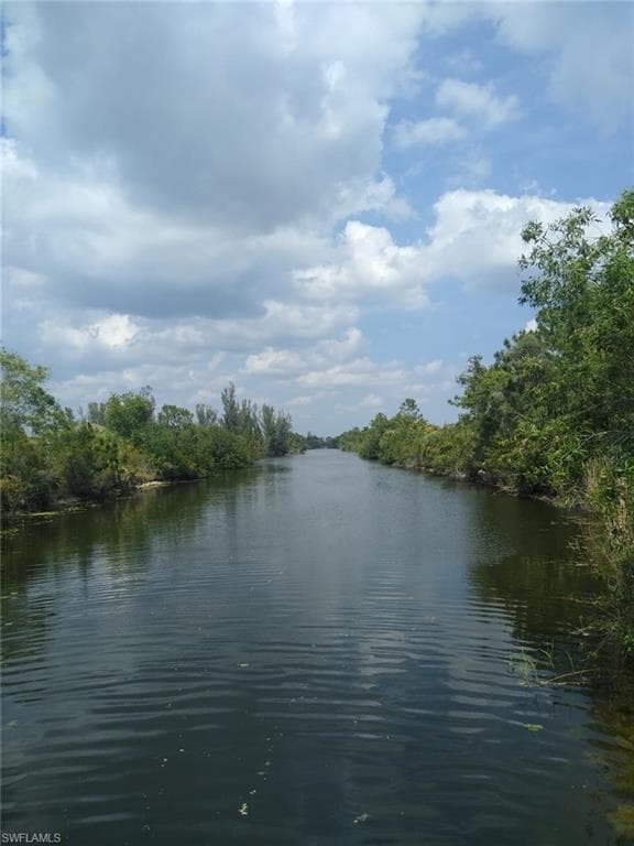 2009 NE 42nd ST CAPE CORAL, FL 33909