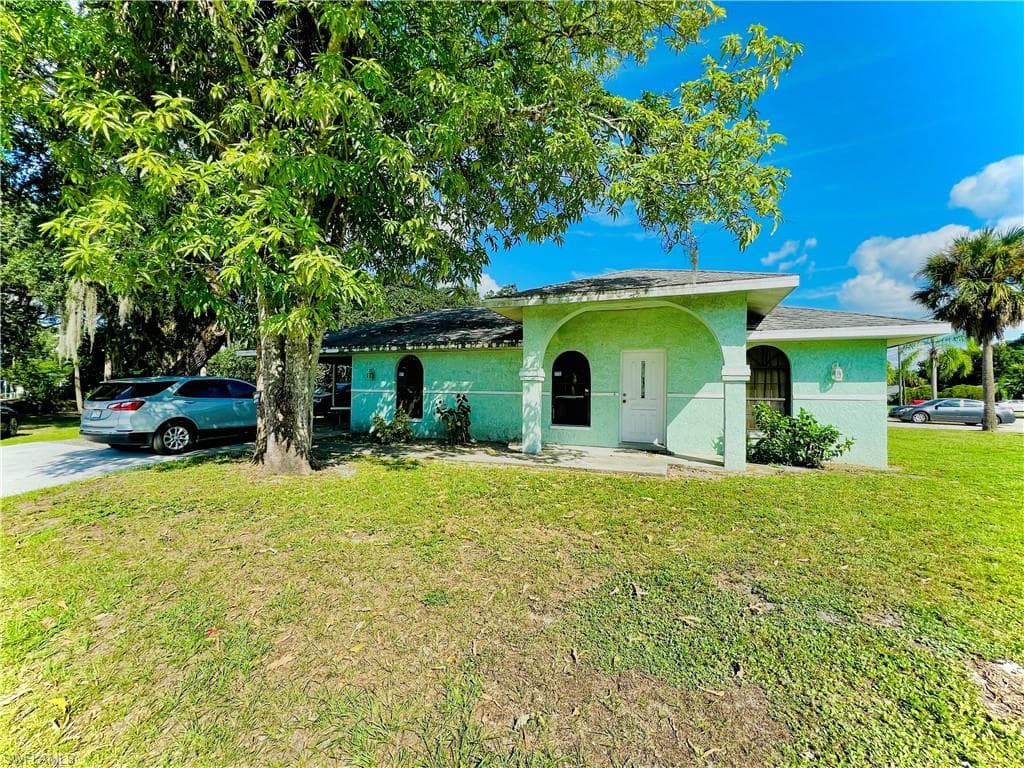 2605 Guava ST FORT MYERS, FL 33916
