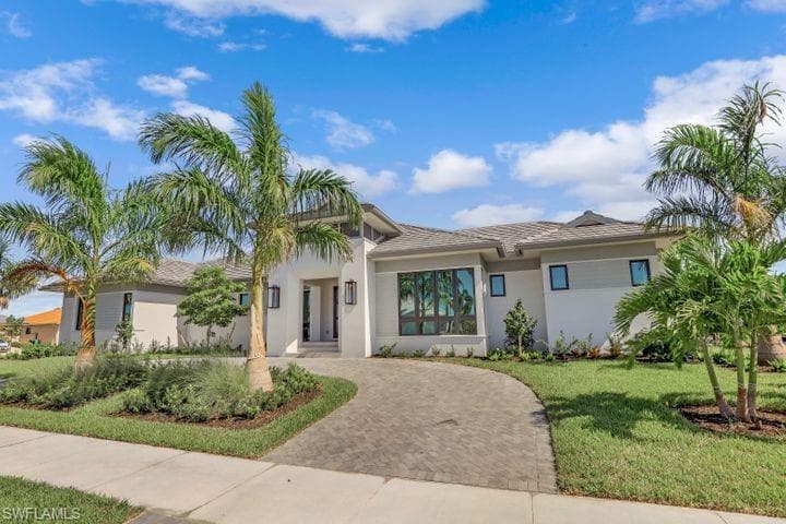 950 Bonita CT MARCO ISLAND, FL 34145