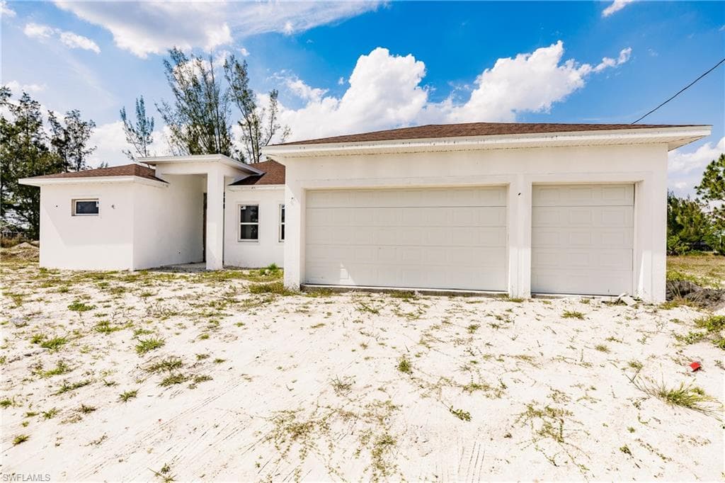 1401 SW 2nd AVE CAPE CORAL, FL 33991
