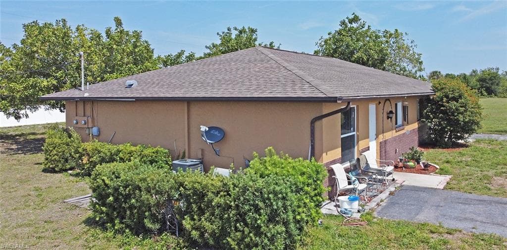 706 Andalusia BLVD CAPE CORAL, FL 33909