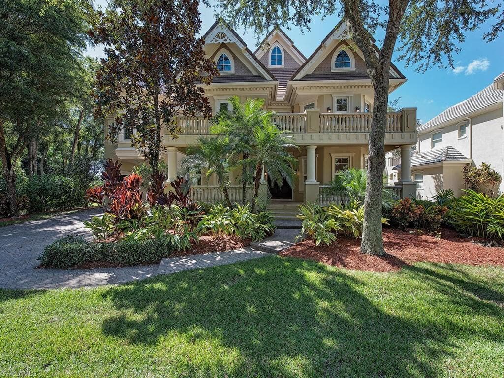 1408 Hemingway PL NAPLES, FL 34103