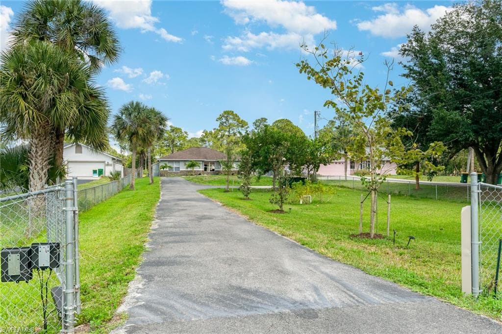 1240 15th ST SW NAPLES, FL 34117