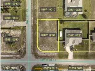 1749 NW 18th ST CAPE CORAL, FL 33993