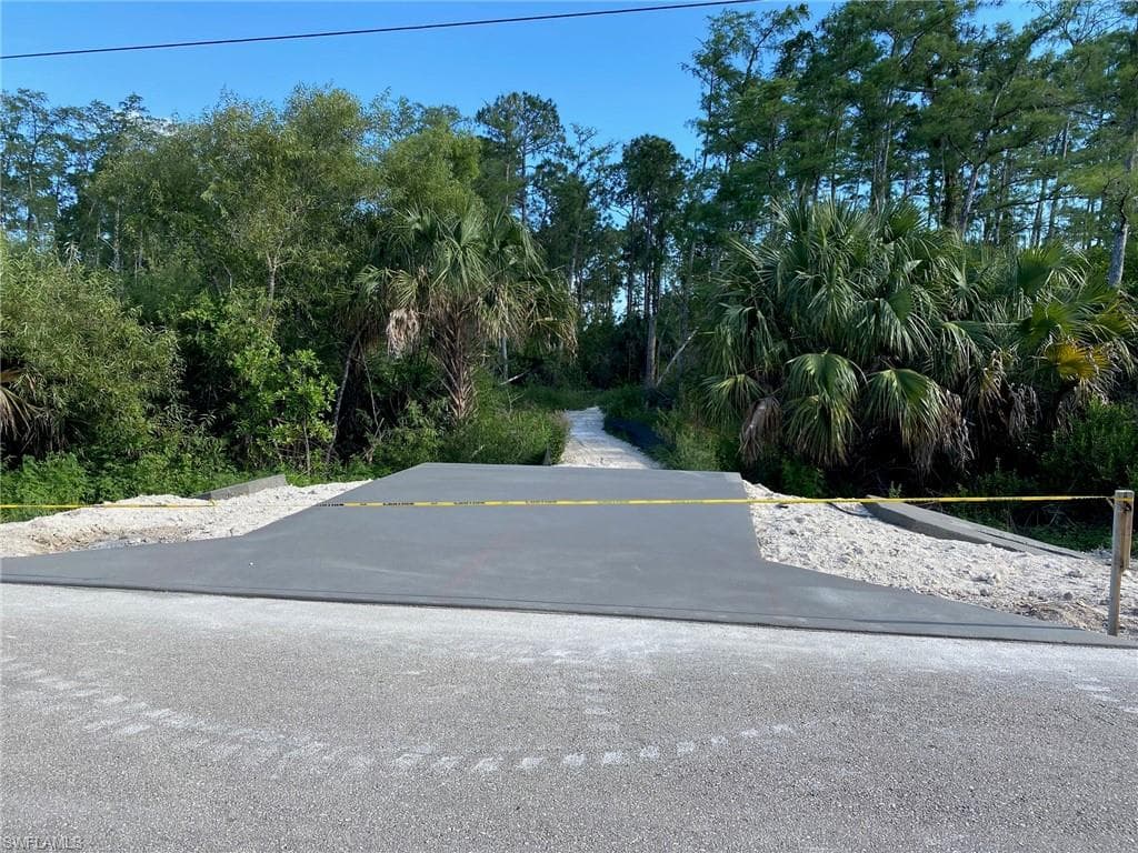 3272 16th AVE NE NAPLES, FL 34120