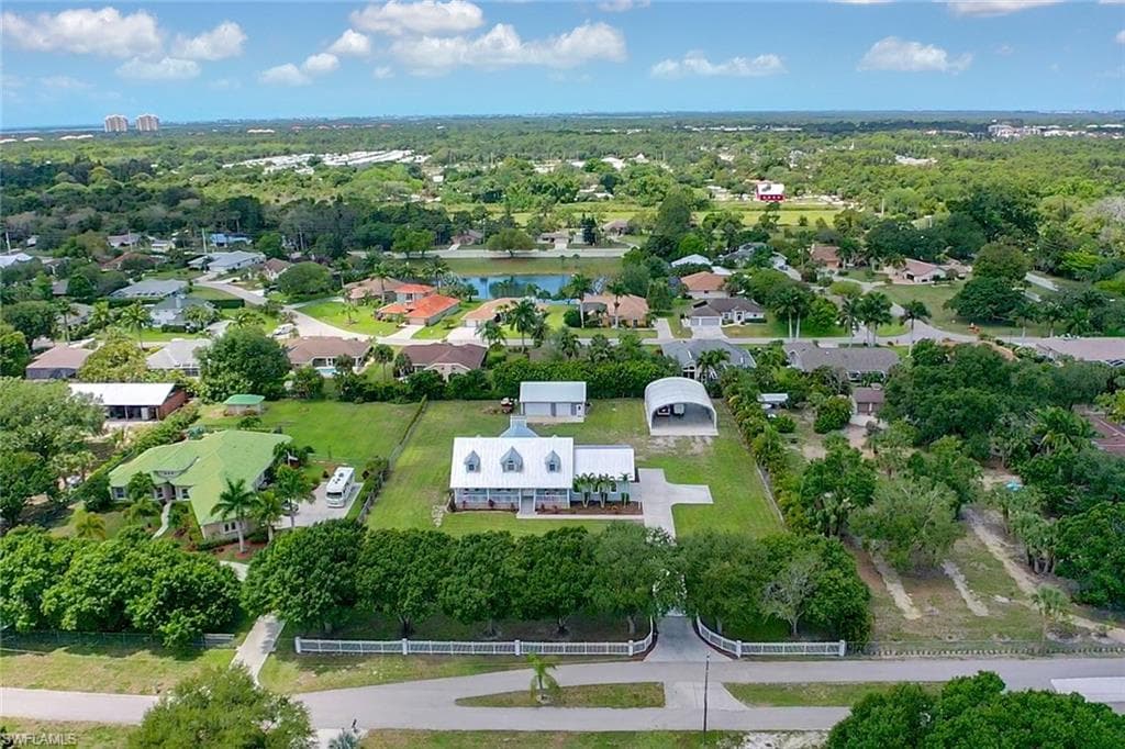 20580 Tanglewood LN ESTERO, FL 33928