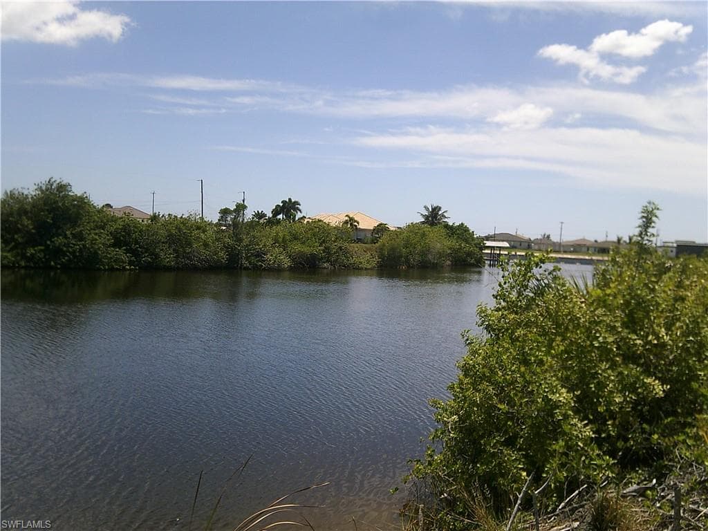 3210 NW 14th TER CAPE CORAL, FL 33993