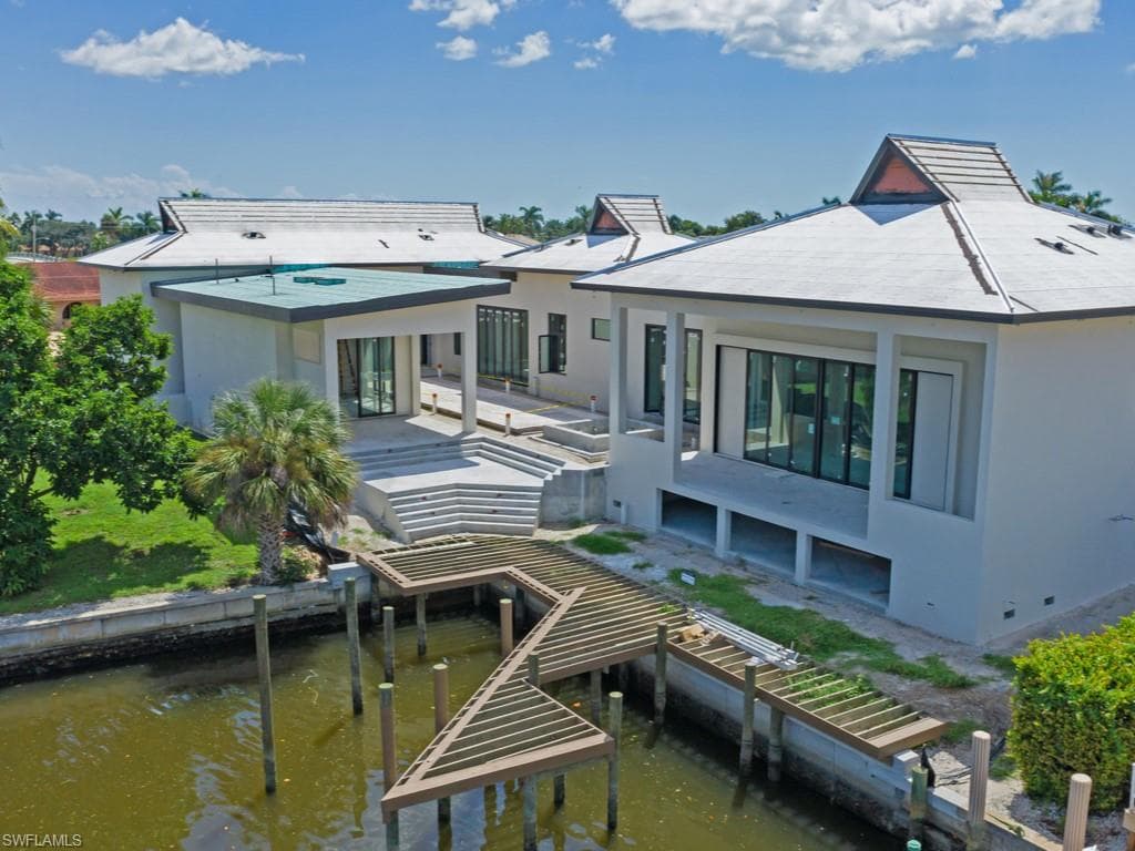 517 Barfield DR MARCO ISLAND, FL 34145