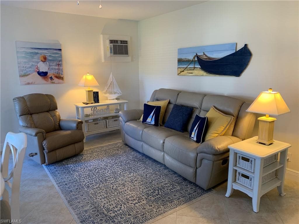 235 Seaview CT B1 MARCO ISLAND, FL 34145