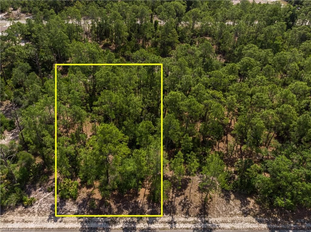 2106 Irving AVE ALVA, FL 33920