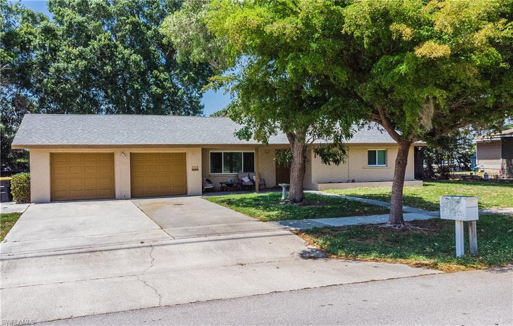 308 Virginia AVE PUNTA GORDA, FL 33950