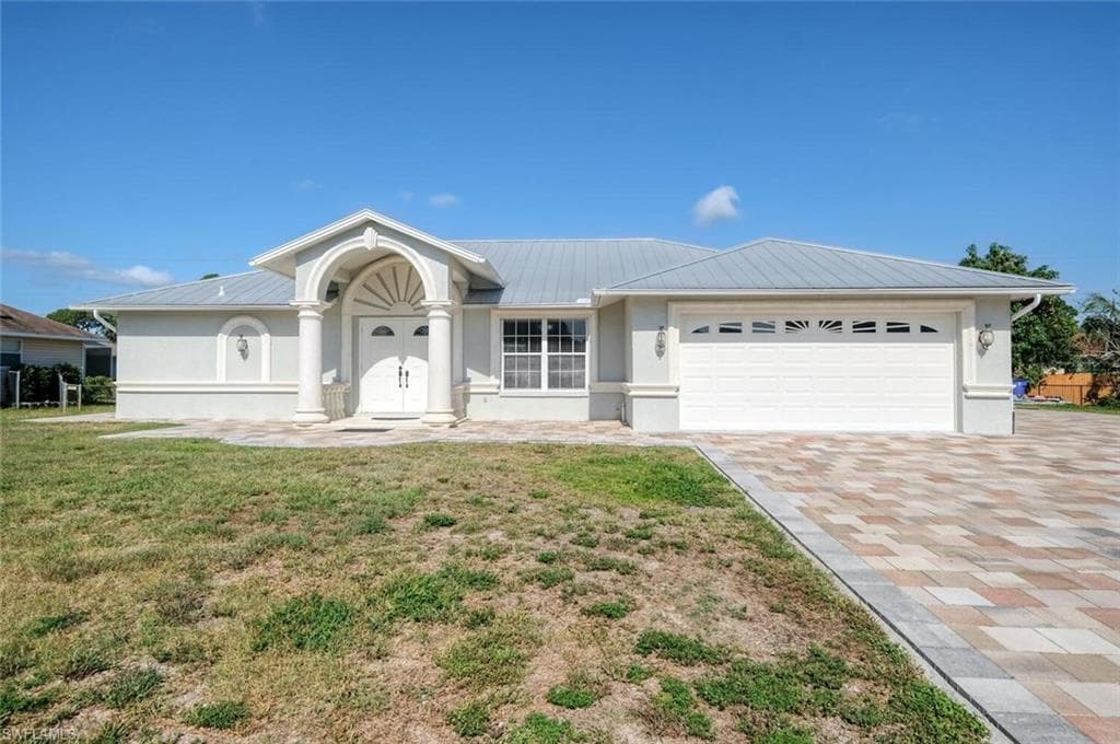 18246 Sycamore RD FORT MYERS, FL 33967