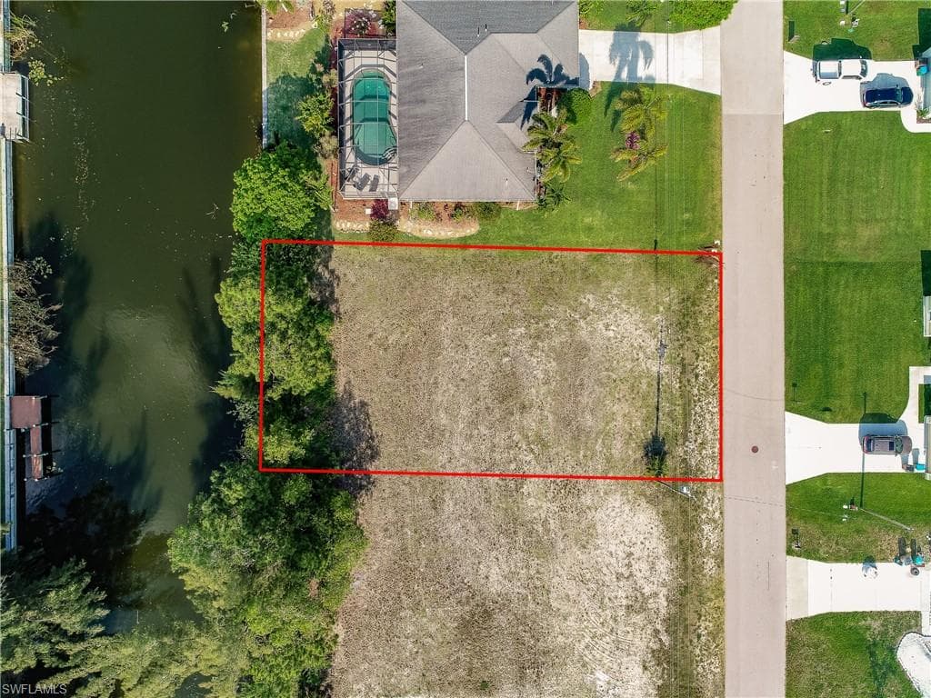 1309 SW 24th ST CAPE CORAL, FL 33991