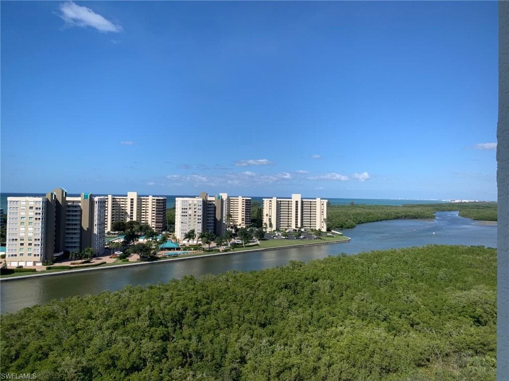 325 Dunes BLVD 405 NAPLES, FL 34110