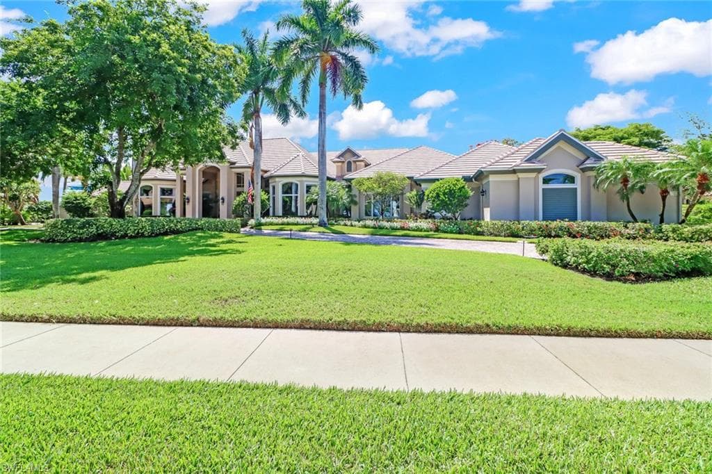 13661 Pondview CIR NAPLES, FL 34119