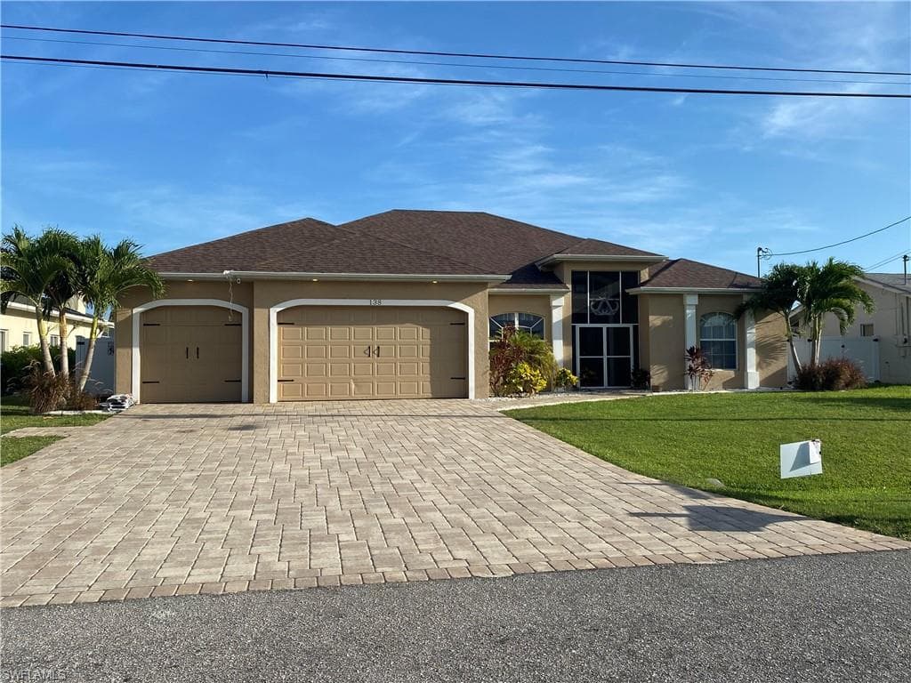 138 SE 29th ST CAPE CORAL, FL 33904