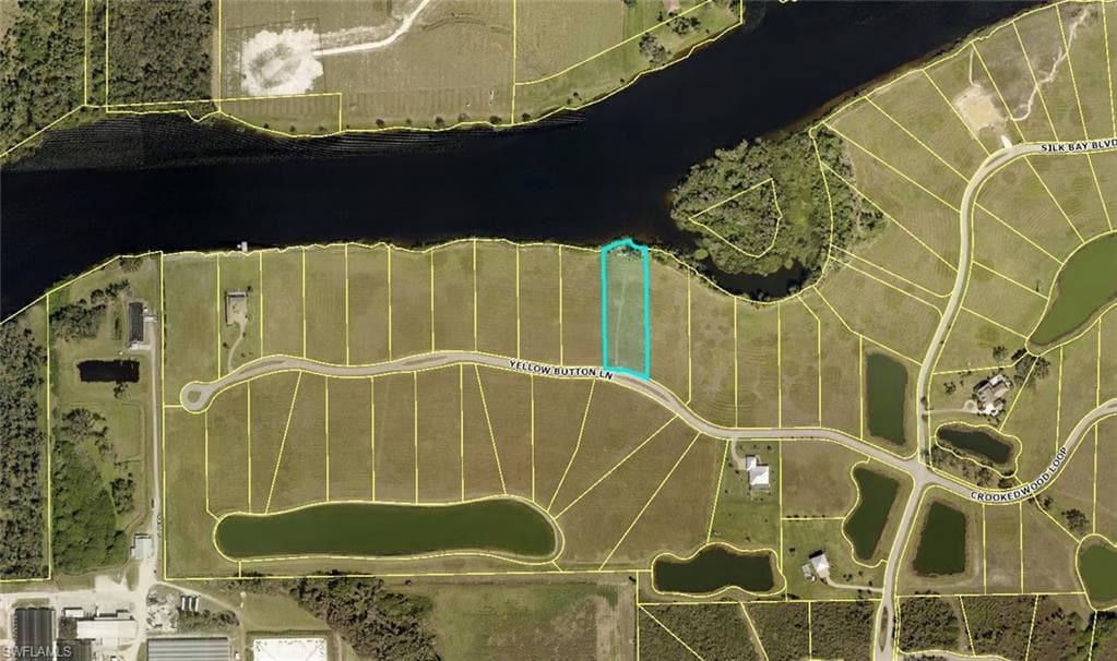 22821 Yellow Button LN ALVA, FL 33920
