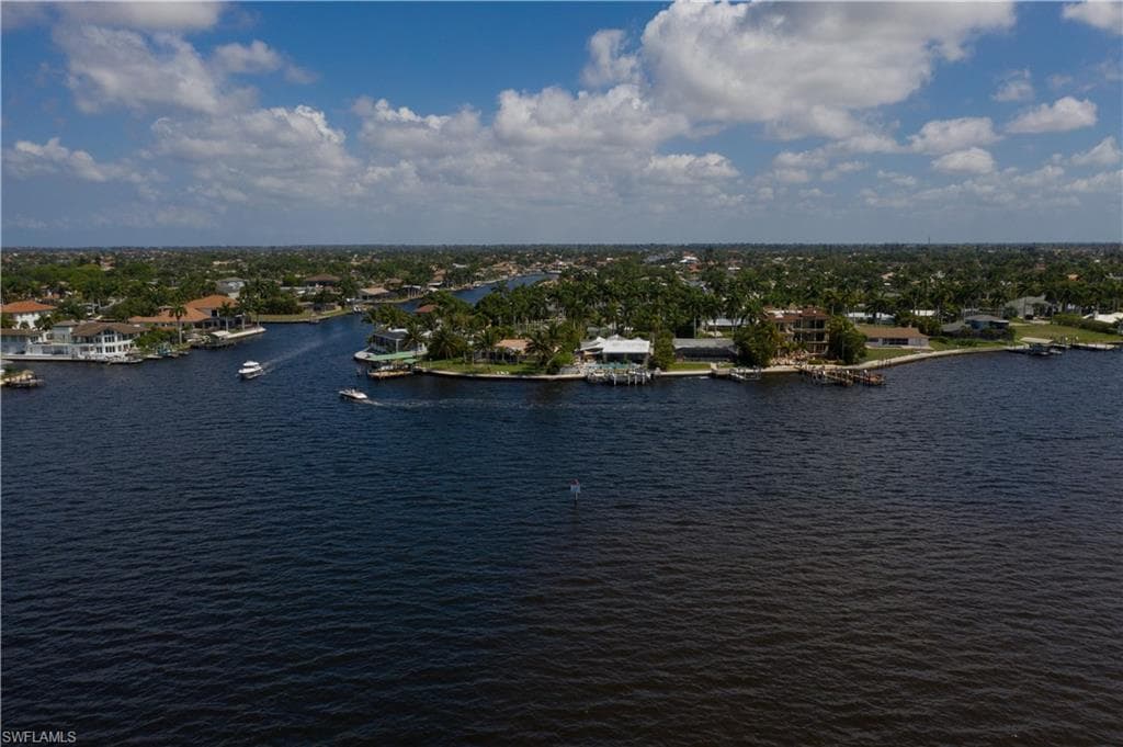 228 Bayshore DR CAPE CORAL, FL 33904