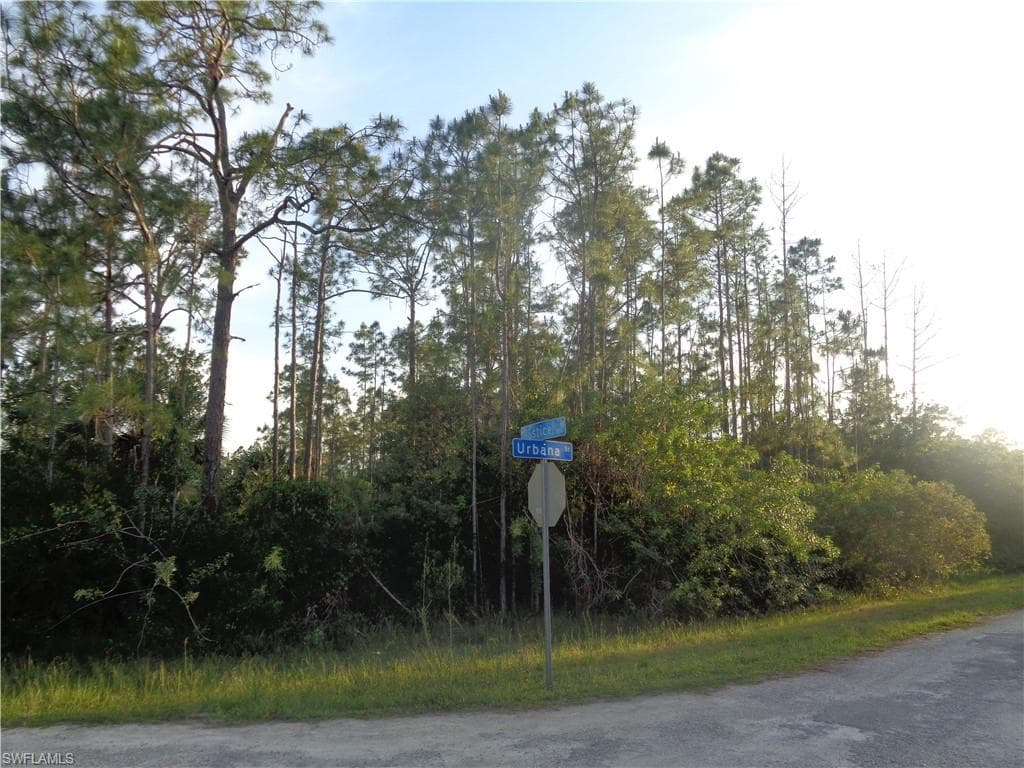 301/303 Urbana ST LEHIGH ACRES, FL 33972